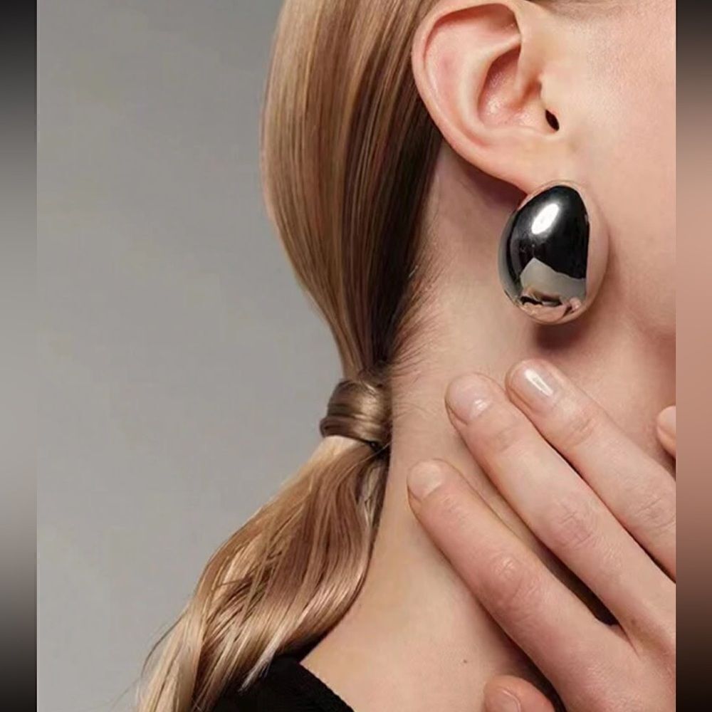 Vintage style stud earrings A1016